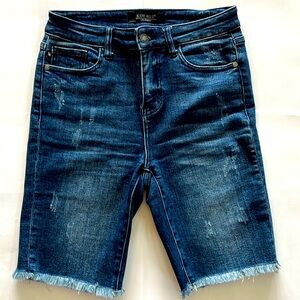 Judy blue high wasted denim shorts size small Bermuda Jean shorts woman’s small